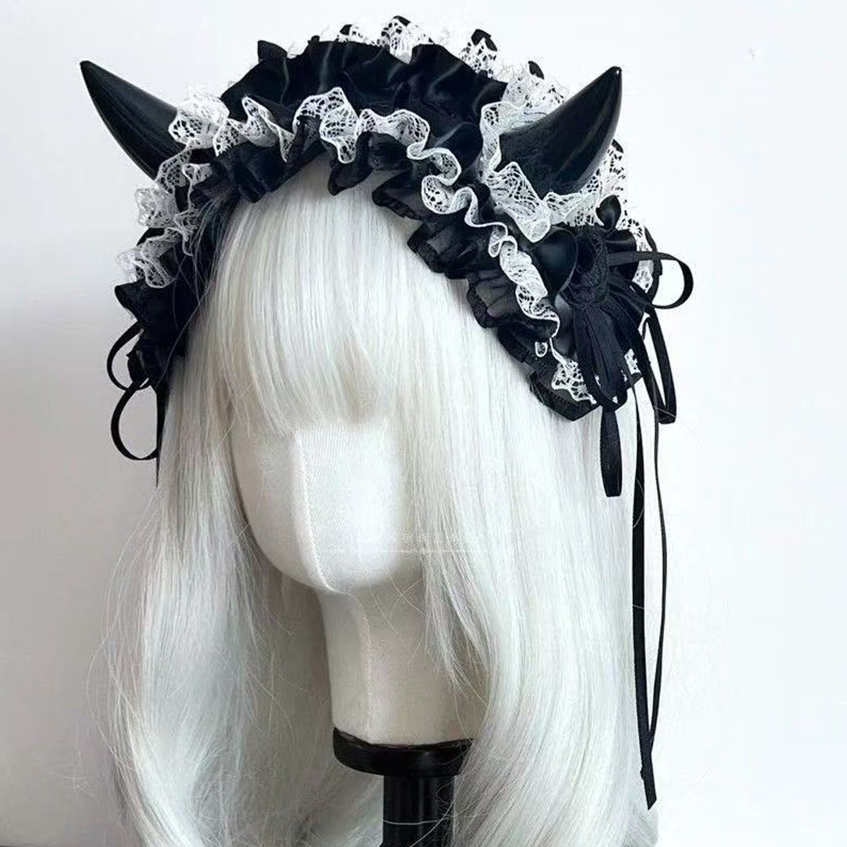 Gothic Lolita Devil Horns Headband Lace Furry Costume Accessory Halloween Gothic Headband MOSTORY Devil Antelope Horn Headband  main image 4