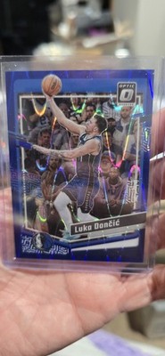 2023-24 Panini Donruss Optic - Luka Dončić #67 Blue Seismic Prizm /249