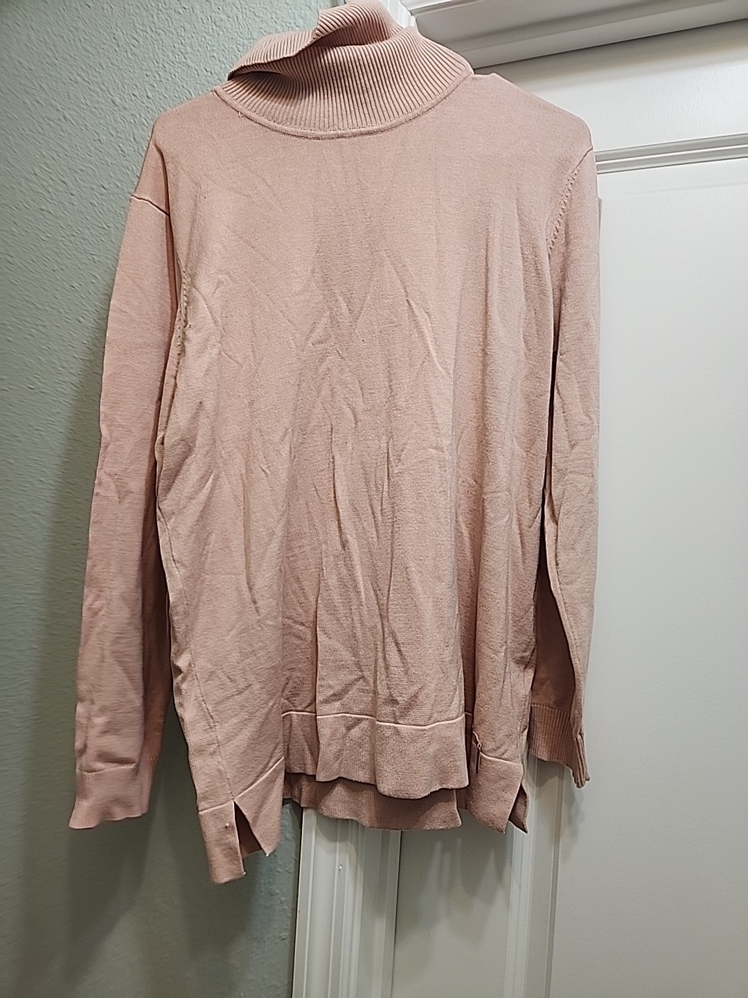 Women's Pullover Turtle Neck Calvin Klein Size L Sweater Blush Pink