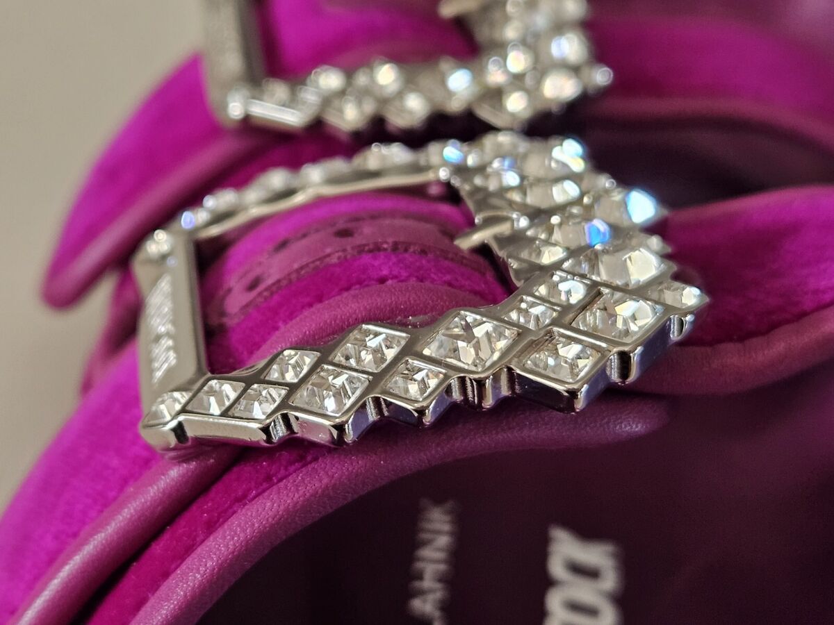Birkenstock × Manolo Blahnik Arizona Crystal Buckle Velvet Birkenstock × Manolo Blahnik Arizona Crystal Buckle Velvet