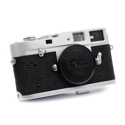 Leica M2 レンジファインダーカメラ Mint- Leica M2 35mm Rangefinder Film Camera Silver Body w/Original