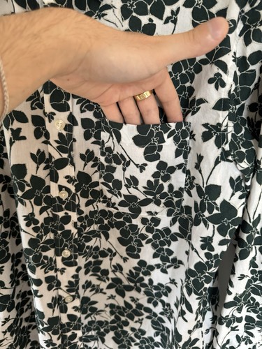 Club Monaco L Floral Shirt Green White Front pocket - Picture 5 of 8