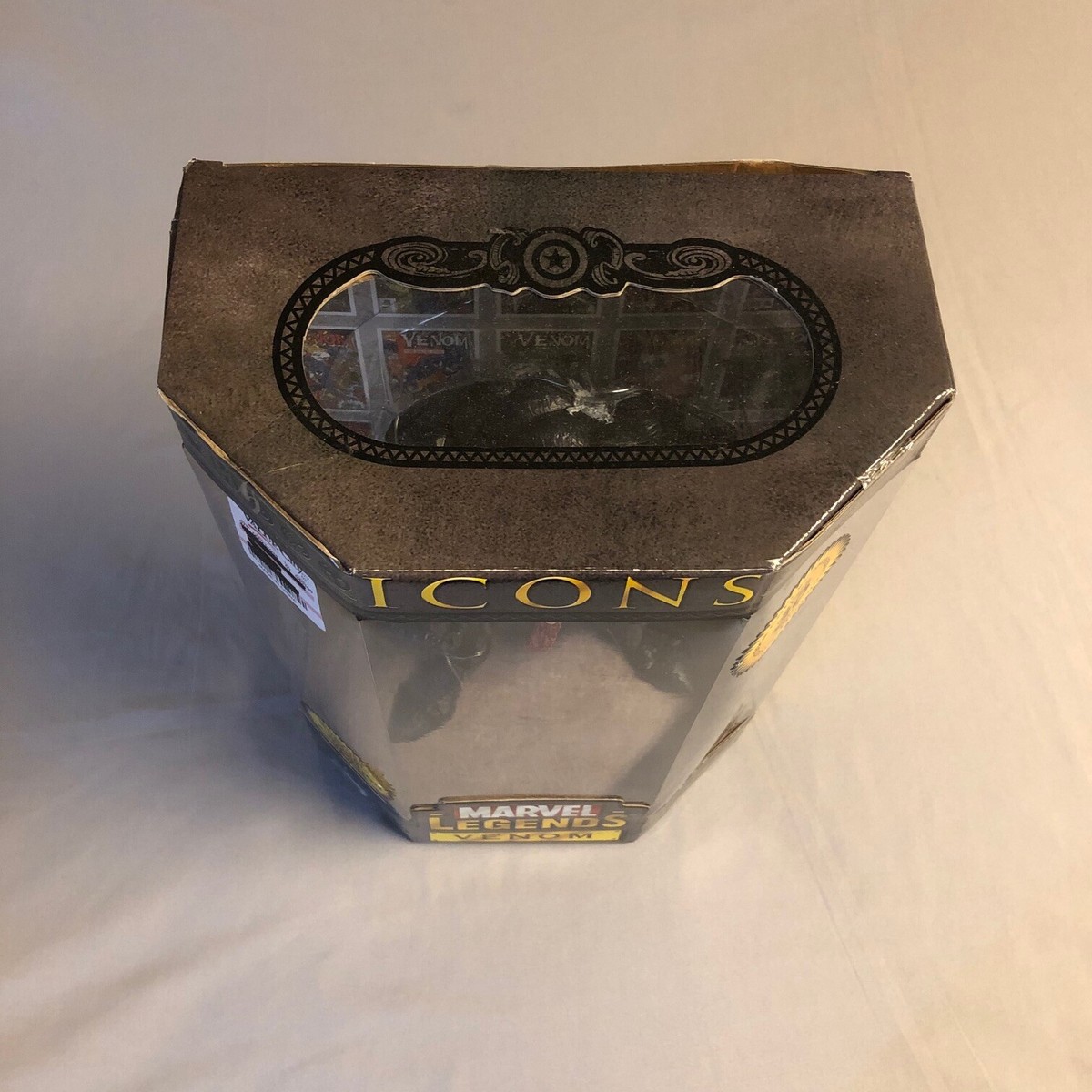 Icons Marvel Legends Venom 12” Collector's Edition Figure