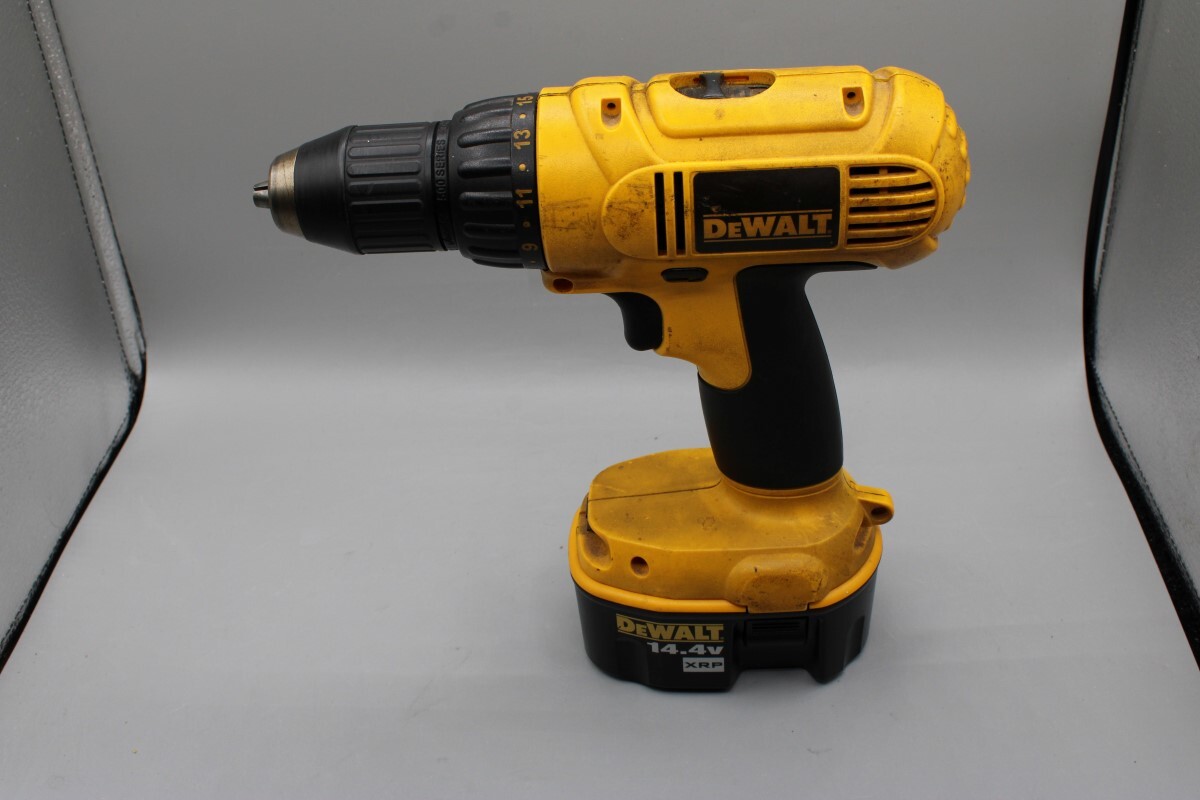 Image of DeWalt DC728 drill on Best Buy website