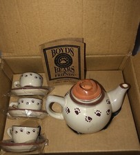NEW 1999 Boyd's Bear Bearware Pottery Works Mini Teapot  3 Cups  Saucer Set