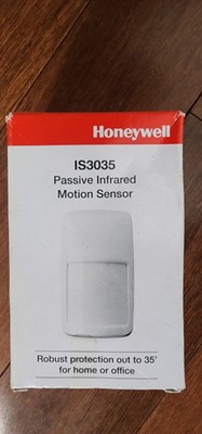 Honeywell IS3035 PIR Motion Sensor- White