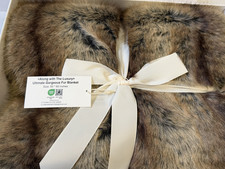 Dreamnine Ultimate Gorgeous Fur Blanket-Throw Size 50by 60 Inchies New Open Box 