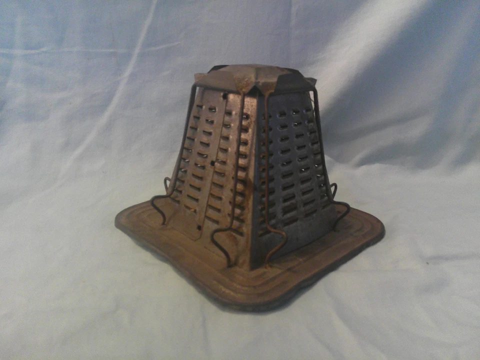 Antigua tostadora/tostada de pan de 4 rebanadas llama abierta camping/estufa de gas Foto 2 de 4