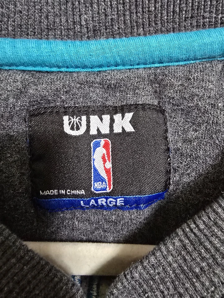 Charlotte Hornets Baloncesto Hombre Grande Gris Bordado Sudadera UNK NBA Foto 4 de 4