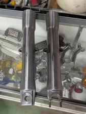 Showa 00-06 Harley-Davidson Softail Fork Leg Sliders G592-30-R G592-30-L Lowers