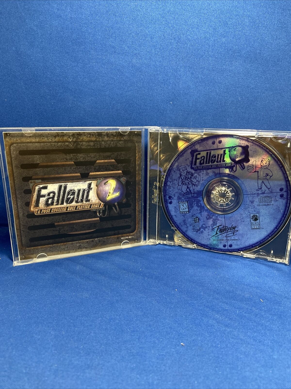 Fallout 2 (1998), PC Big Box + Fallout 1 Disc, Vault Dwellers Guide Vault  Journa