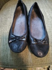 Vionic Minna Black Leather Ballet Flats Size 8 Cap Toe Bow Comfort Support