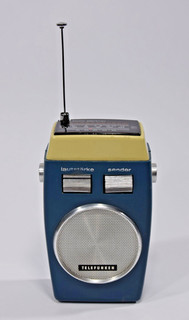 altes TELEFUNKEN Mini Partner TRANSISTORRADIO 70er Reiseradio vintage blau