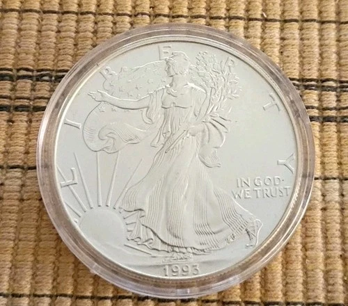 1993 American Silver Eagle 1 oz .999 Fine Silver Coin