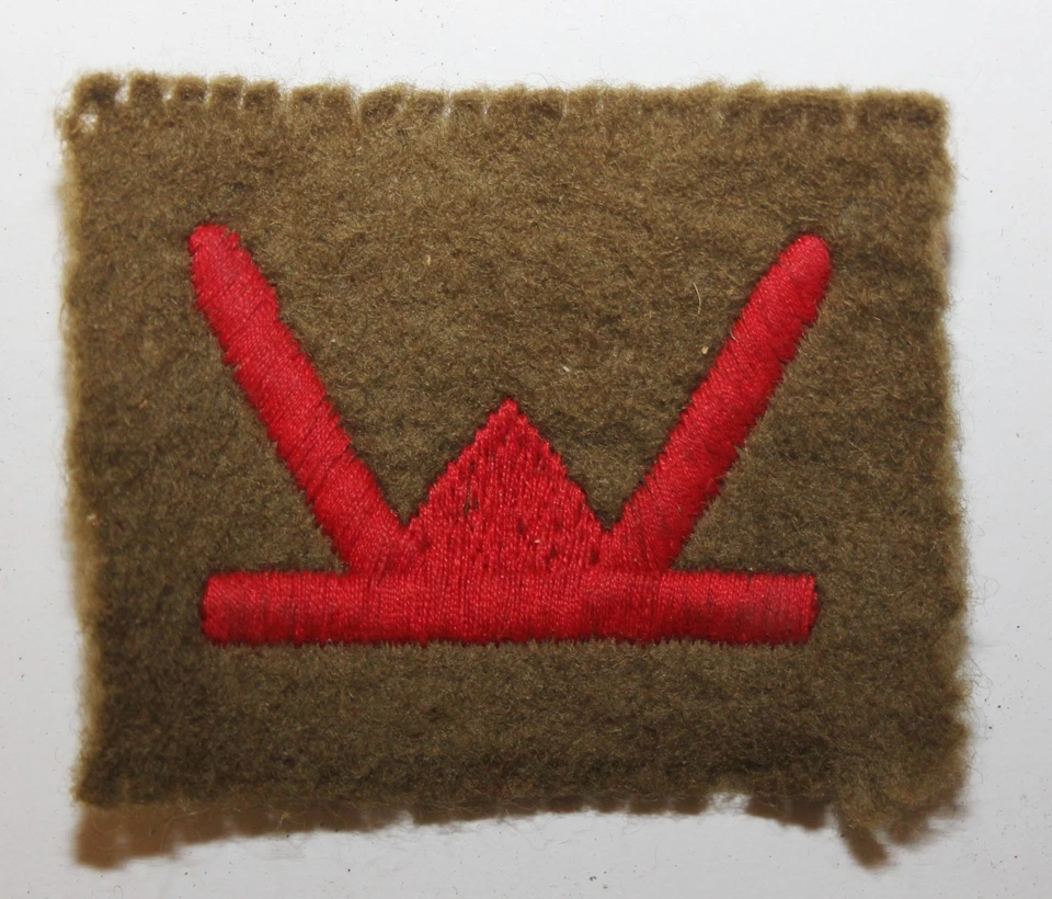 1939  to 45 World War II Original & Genuine Cloth Formation etc Patches - Image 3 of 4