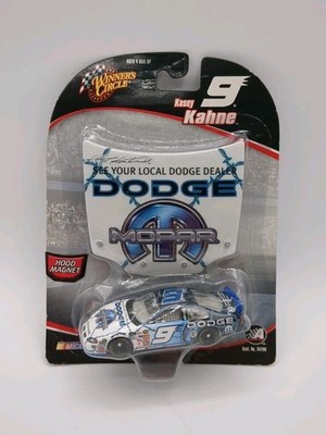 Winners Circle Kasey Kahne Die Cast Nascar And Mopar Hood Magnet 1:64 Scale 