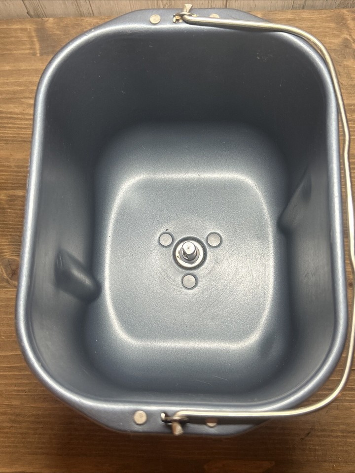 Sunbeam Oster Bread Maker Pan No Paddle 5858 5834 5833 5846 5890 5838