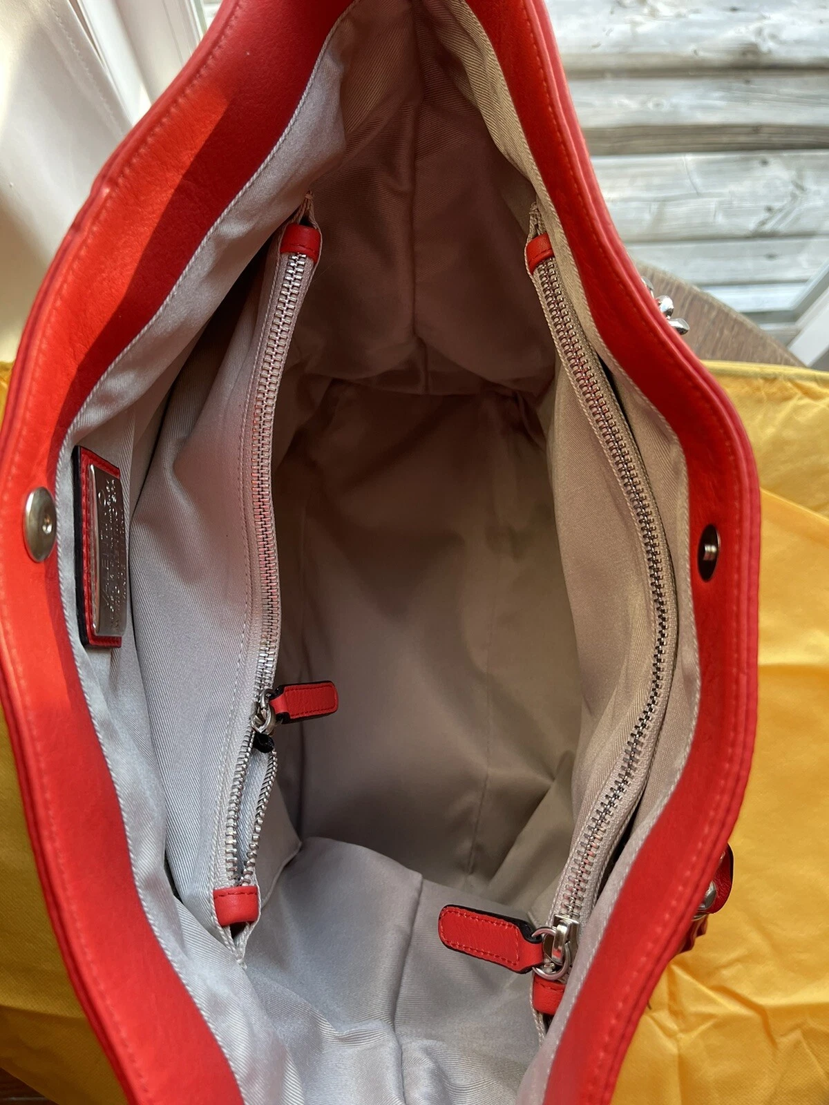 Borsa Valentino by Mario Valentino RARA Marylin pelle anguria tracolla catena nuova con etichetta