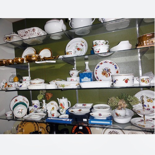 ROYAL WORCESTER EVESHAM GOLD vassoio rettangolare 8,5" NUOVO MAI USATO made England - Foto 3 di 3