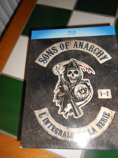 coffret blu ray disc sons of anarchy