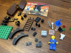 Lego - Battle Dragon(6018), Magic Shop(6020), Black Monarch's Ghost(6020)