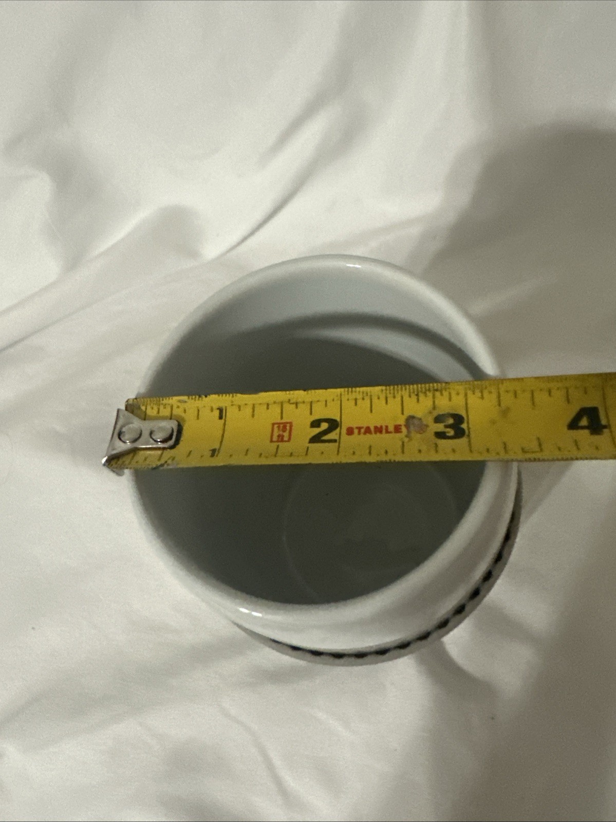 Pampered Chef Ceramic Egg Cooker 1529 w/ Silicone Sleeve & Lid Unused New In Box