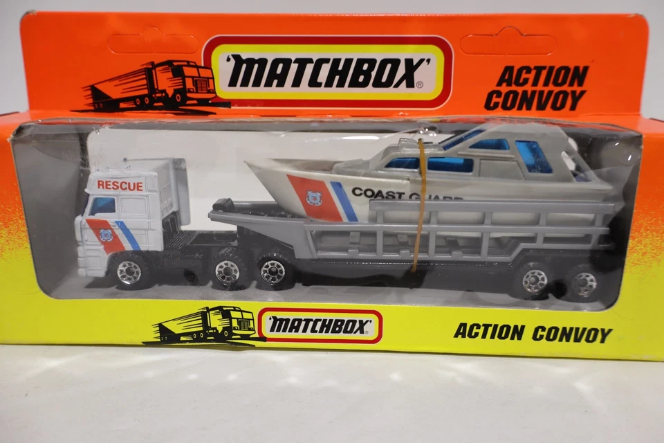 Matchbox Convoy - CY22 - DAF 3300 Space Cab, Boat Trailer, Boat - Coast Guard - Image 2 of 3