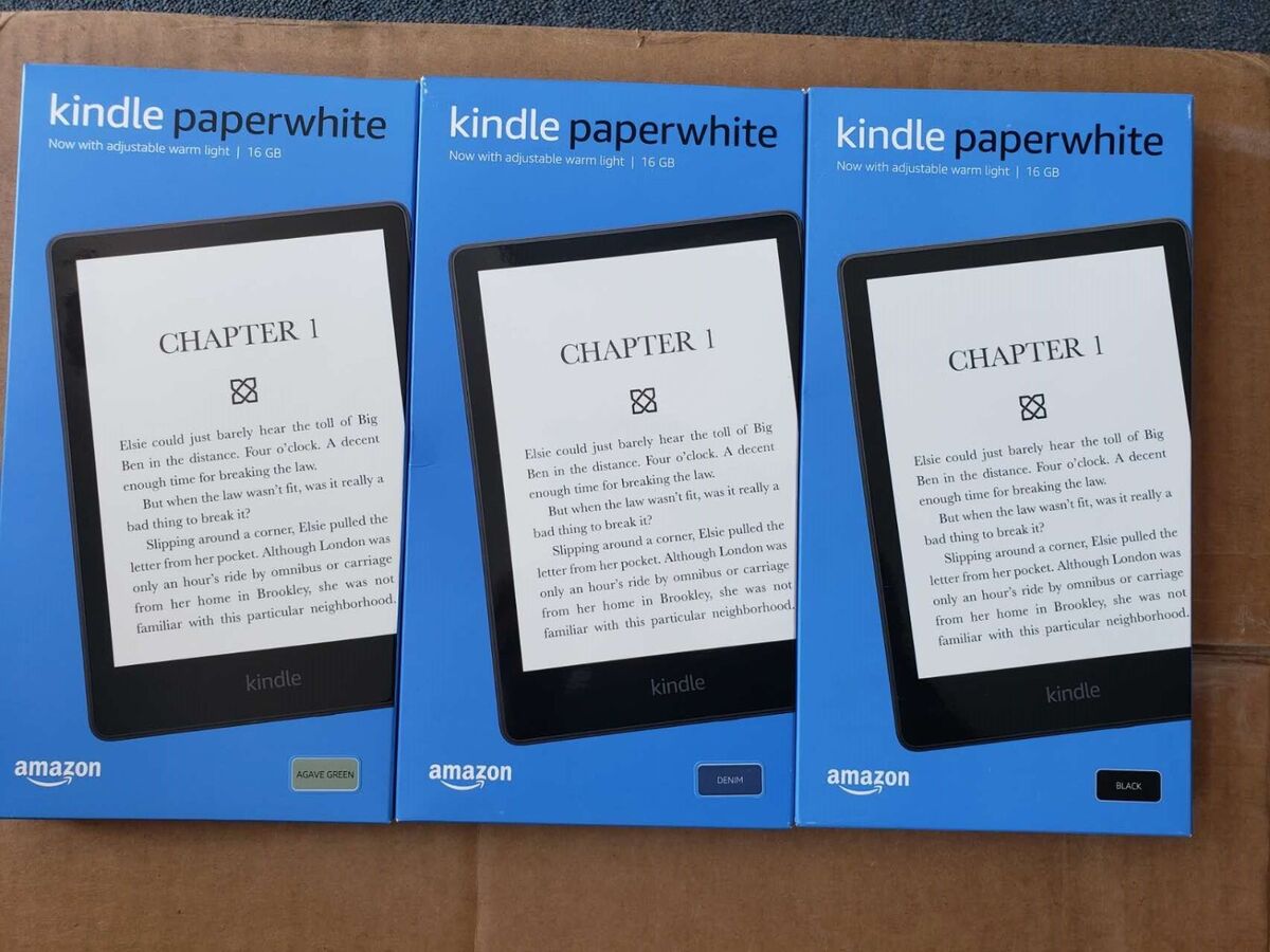 Kindle Paperwhite (16 GB) – Now with a larger display, adjustable  warm light, increased battery life, and faster page turns – Denim