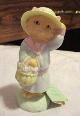 HALLMARK MERRY MINIATURES 1987 Cat Figurine ''You're a Joy to Know''4'' T x 1 1/2''W