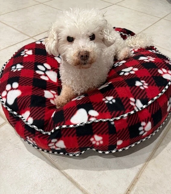 New Fleece Pet Bed from Tippy's Pet Beds Size Small 25"