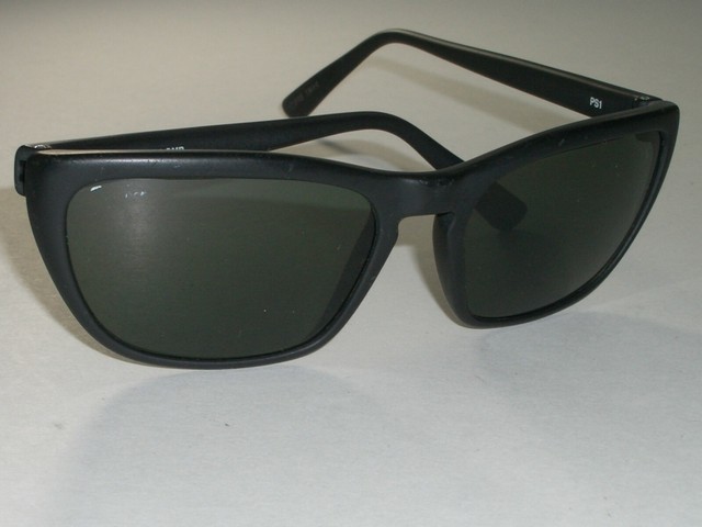 ray ban predator series