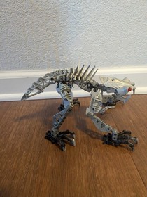 LEGO BIONICLE: Maxilos and Spinax (8924). Complete! Includes Instructions