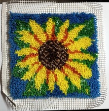Share Latch Hook Rug Wall Hanging Pillow Piece Sunflower Country