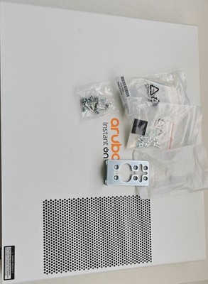 HPE Aruba 1960 Instant On 24 Port, gebraucht, ohne Originalverpackung
