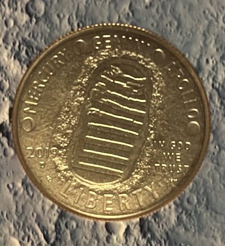 Apallo 11 50th Anniversary 2019-D 50c NGC MS70 Early Releases. Blue Moon Core - Picture 4 of 4