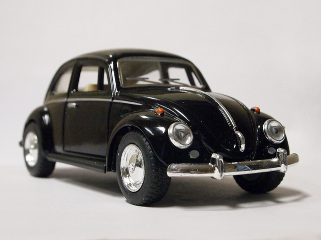 Miniature Voiture Volkswagen Coccinelle 1967 Noir - Kinsmart - Modèle Die-cast - Neuf