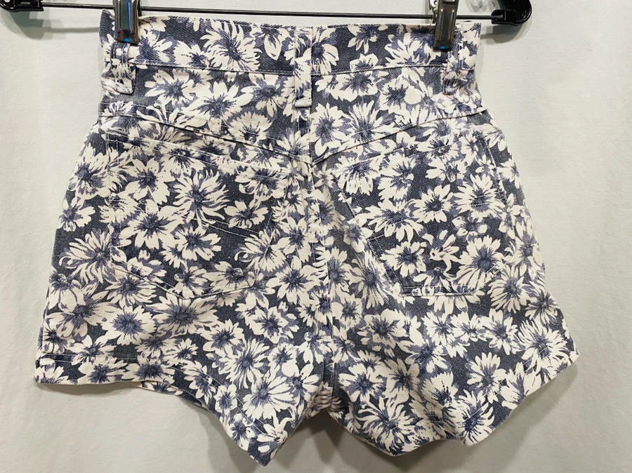 Vtg 80s SHE SAID Denim High Waisted Jean Shorts Navy Blue White Flowers  XS S - Image 4 of 4