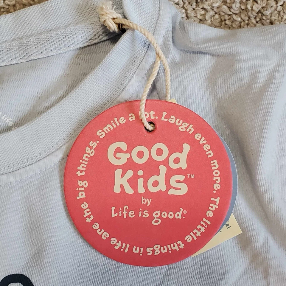 Camisa Life Is Good Size 4T Sweet Pea para niños al aire libre Stay Wild nueva con etiquetas regalo adorable Foto 4 de 4