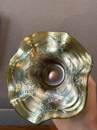 Antique Fenton Holly Carnival Glass Green Ruffled Bowl 6” No Chips!