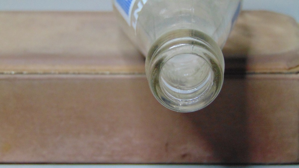 1981 PEPSI 16 OZ SWIRLED GLASS POP TOP BOTTLE THATCHER GLASS 1981 PEPSI 16 OZ SWIRLED GLASS POP TOP BOTTLE THATCHER GLASS