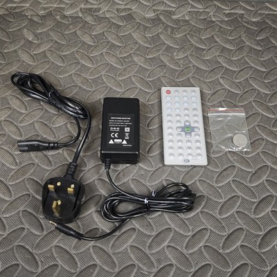 Durabrand Tragbarer DVD Player Fernbedienung & Ladegerät DVDP107T Schwarz