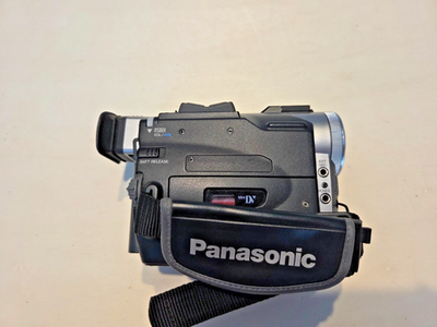 【ENGLISH】 PV-DV910 MiniDV Panasonic 410 Panasonic PV-DV910 Digital Palmcorder PalmSight MiniDV Camcorder