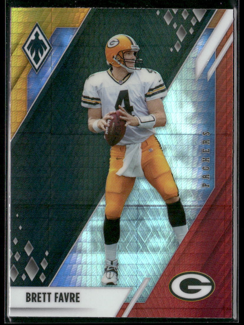 2021 Panini Phoenix #43 Brett Favre Fire Burst Green Bay Packers