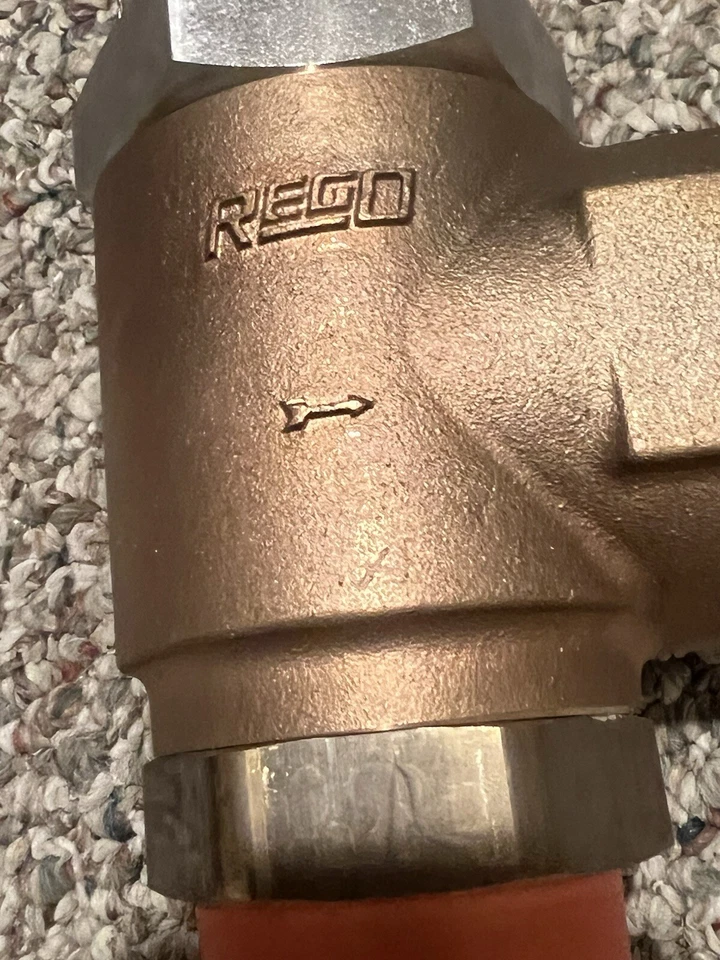 Válvula de ângulo de alívio Rego AR4108A310 B16 10016 tampa 310 psig 1232 scfm - Imagem 3 de 4