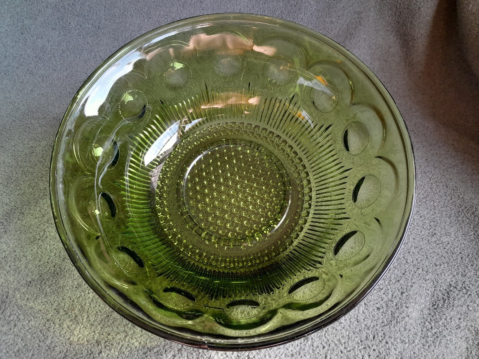 Vintage Green Bullseye Manhattan Bartlett Collins Glass Serving Bowl 8.5x3