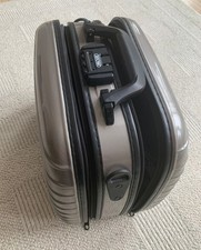 Rimowa Salsa Beauty Case Kosmetikkoffer Schminkkoffer in Silber