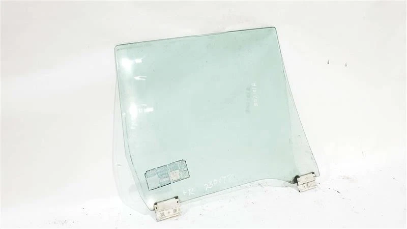 1985 1986 1987 BMW 325E OEM Right Rear Door Glass Sedan  - Image 4 of 4