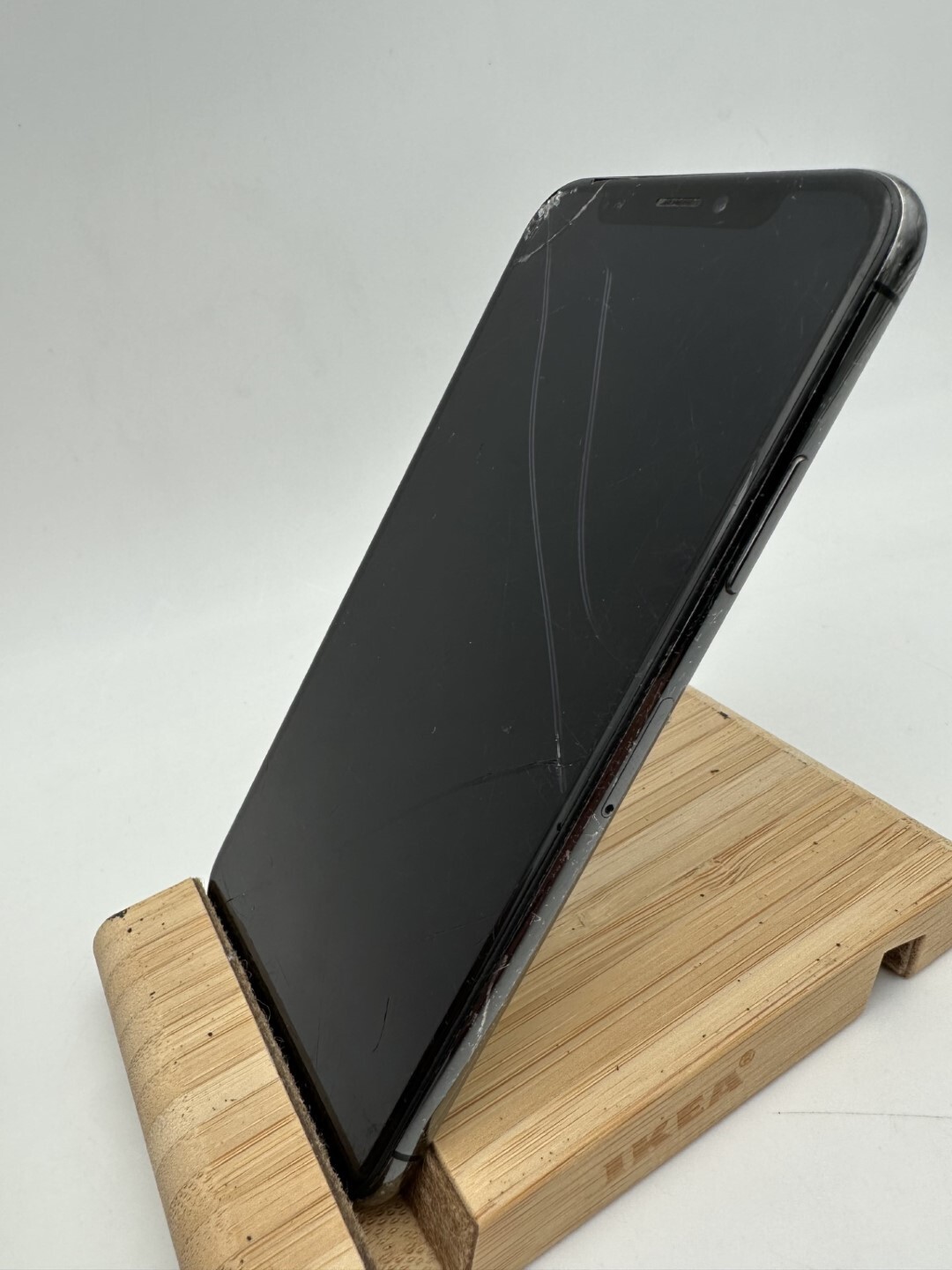 Foto 4 van Apple iPhone Xs - 256GB - Silber (Ohne Simlock)