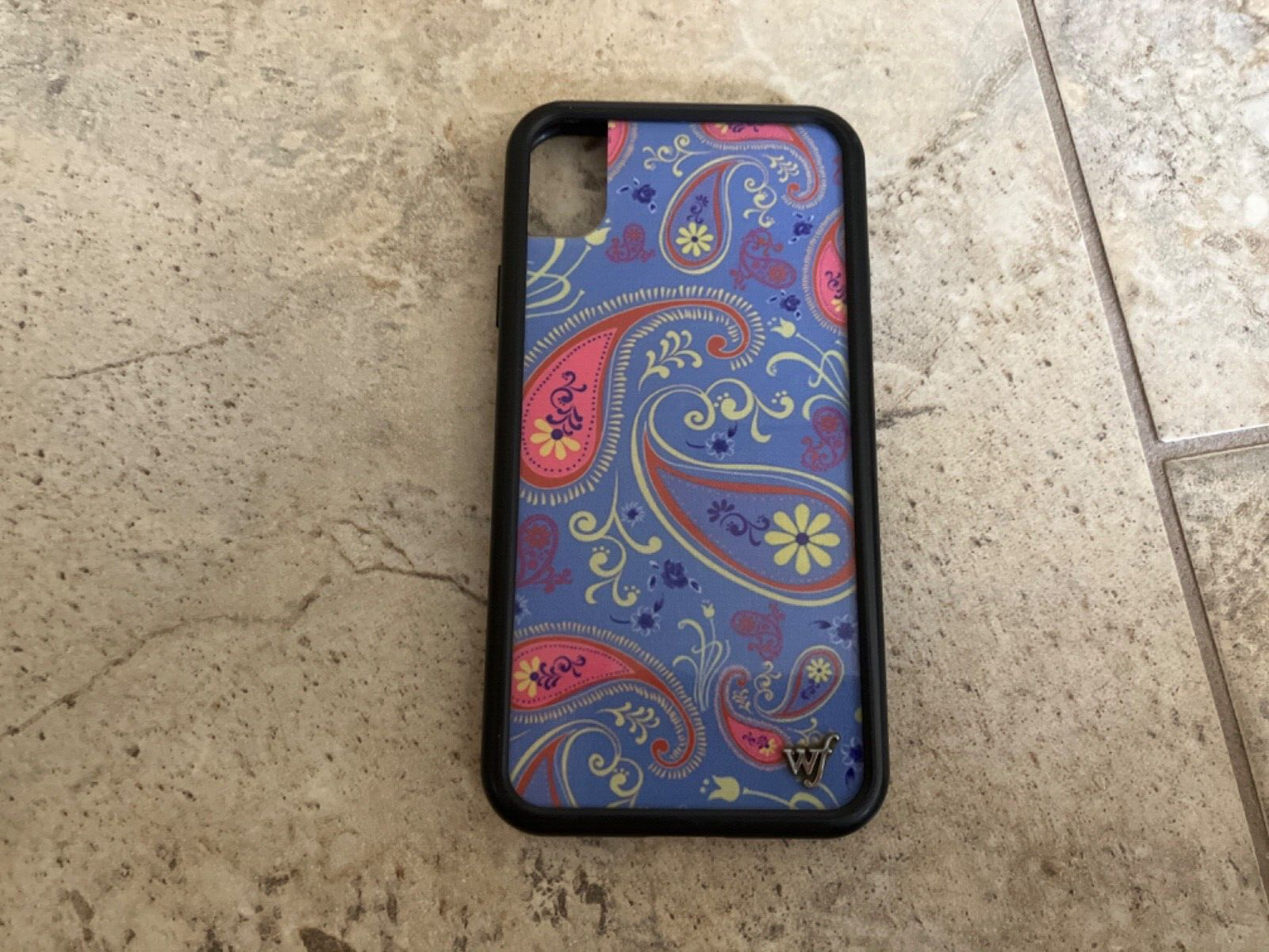 iPhone XR Wildflower Paisley Case Pink Blue Floral Design Excellent Condition  -image