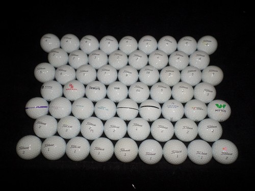 60 2023 / 2024 Titleist Pro V1 Golf Balls